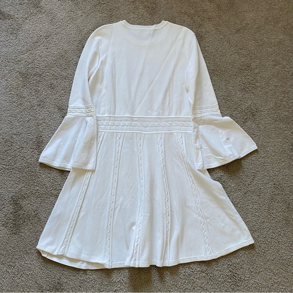 Eliza J ~ White Fit and Flare Midi Dress ~ Flared Sleeve ~ Knit Look ~ Size XXL - Picture 2 of 8